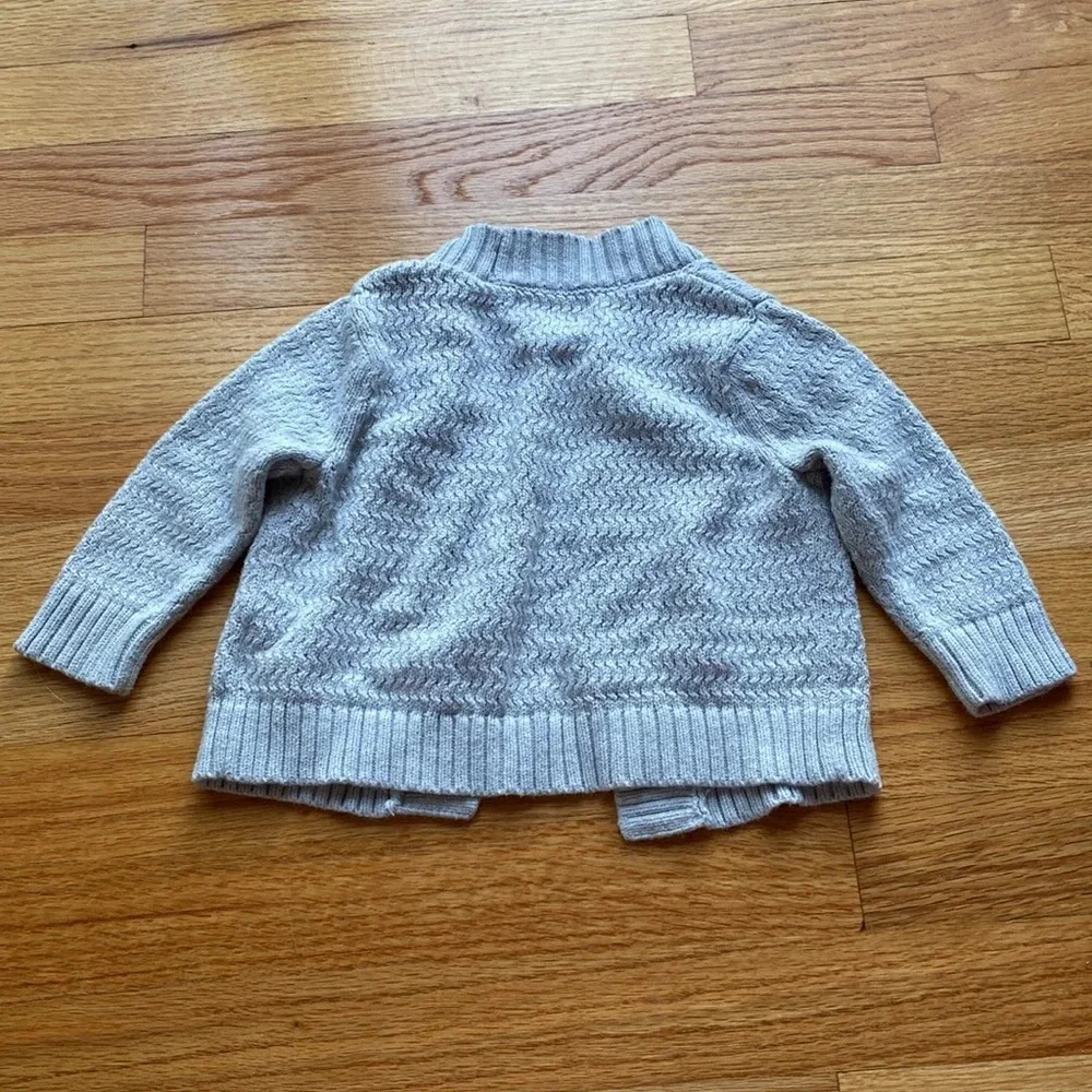 Old‎ Navy 12-18 Month Light Gray Knit Cotton Cardigan